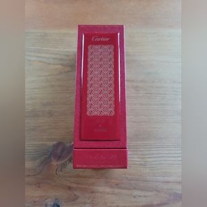 Cartier Oud and Ambre fragrance